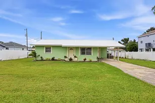340 51st Street W, Palmetto, FL 34221 - Photo 3