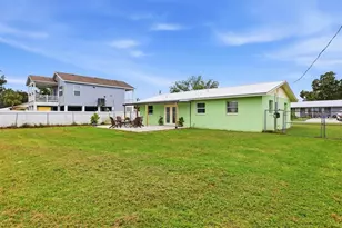 340 51st Street W, Palmetto, FL 34221 - Photo 25