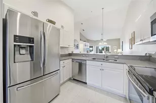 5320 Hyland Hills Ave, Sarasota, FL 34241 - Photo 13