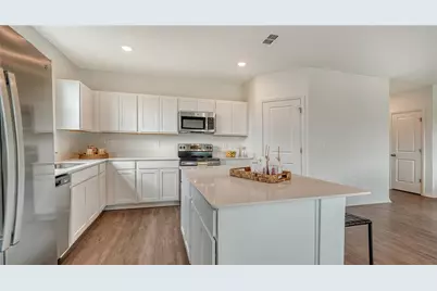 11403 Lake Louisa Terrace, Sarasota, FL 34241 - Photo 3