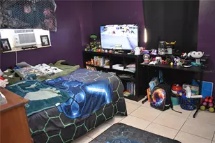 321 45th St Ct W, Palmetto, FL 34221 - Photo 3
