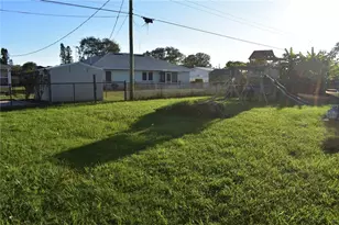 321 45th St Ct W, Palmetto, FL 34221 - Photo 15