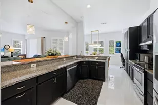 5505 46th Ct W, Bradenton, FL 34210 - Photo 13