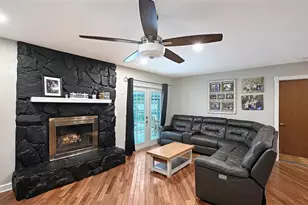 5107 Woodlawn Cir W, Palmetto, FL 34221 - Photo 5