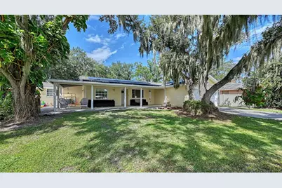 5107 Woodlawn Circle W, Palmetto, FL 34221 - Photo 3