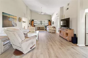 4640 Red Maple Rd, Bradenton, FL 34210 - Photo 15