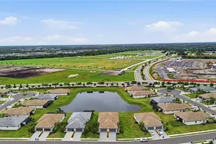 15606 Sunny Day Dr, Bradenton, FL 34211 - Photo 3