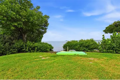 600 Manatee Avenue #144, Holmes Beach, FL 34217 - Photo 3