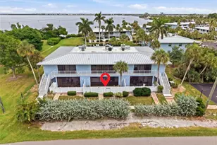 600 Manatee Ave, Holmes Beach, FL 34217 - Photo 1