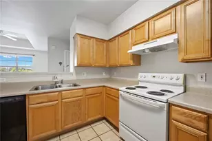3005 Chianti Ct, Sarasota, FL 34237 - Photo 15