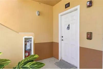 1015 Villagio Circle #102, Sarasota, FL 34237 - Photo 3