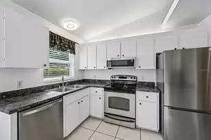 5684 Alden Garden Way, Sarasota, FL 34235 - Photo 15
