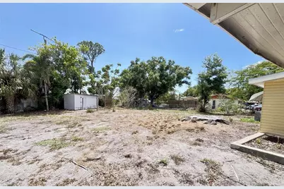 712 67th Avenue W, Bradenton, FL 34207 - Photo 19
