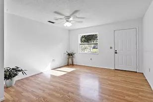4260 Bell Ave, Sarasota, FL 34231 - Photo 5