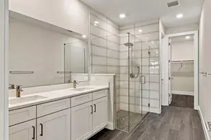 18519 Dayspring Pl, Venice, FL 34293 - Photo 27