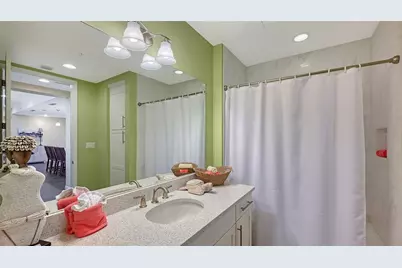 388 Aruba Circle #201, Bradenton, FL 34209 - Photo 25