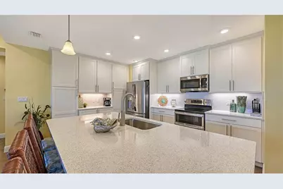 388 Aruba Circle #201, Bradenton, FL 34209 - Photo 21