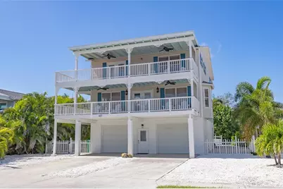 607 S Bay Boulevard, Anna Maria, FL 34216 - Photo 1