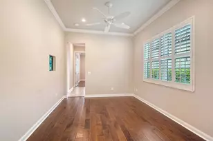 5924 Mariposa Ln, Sarasota, FL 34238 - Photo 27