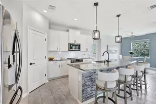 17032 Harvest Moon Way, Lakewood Ranch, FL 34211 - Photo 11