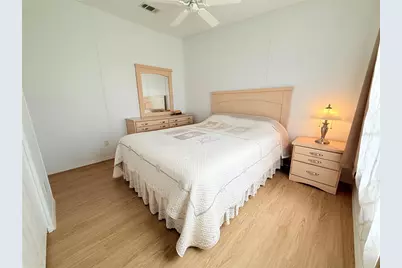 2050 Champion Street, Sarasota, FL 34231 - Photo 33
