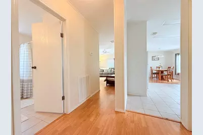 2050 Champion Street, Sarasota, FL 34231 - Photo 37