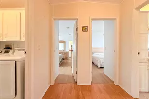 2050 Champion St, Sarasota, FL 34231 - Photo 25