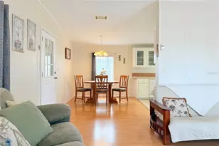 2050 Champion St, Sarasota, FL 34231 - Photo 7