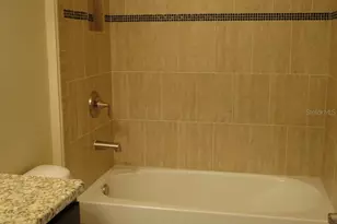3609 81st Pl E, Sarasota, FL 34243 - Photo 11