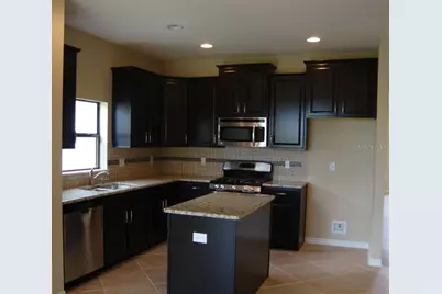 3609 81st Place E, Sarasota, FL 34243 - Photo 7