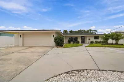 9911 Royal Palm Drive, Bradenton, FL 34210 - Photo 3
