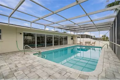 9911 Royal Palm Drive, Bradenton, FL 34210 - Photo 5