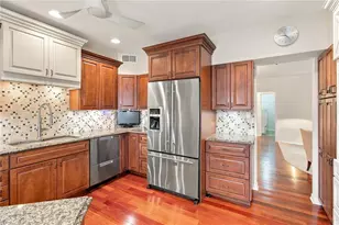 4565 Bay Club Dr, Bradenton, FL 34210 - Photo 13