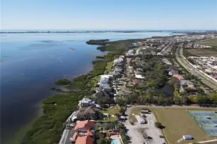 4565 Bay Club Dr, Bradenton, FL 34210 - Photo 29