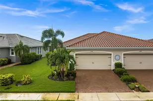11706 Sistine Ln, Venice, FL 34293 - Photo 3