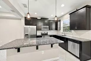 5010 Sunnyside Ln, Bradenton, FL 34211 - Photo 9