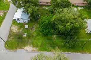 1291 NE 11th St, Okeechobee, FL 34972 - Photo 11
