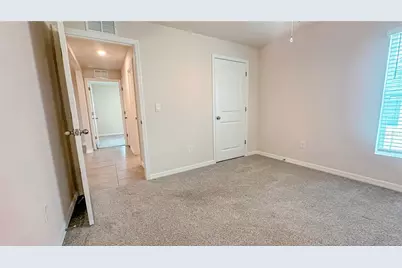 12293 Mountain Island Trail, Parrish, FL 34219 - Photo 9