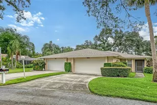 4207 Bowling Green Cir, Sarasota, FL 34233 - Photo 1