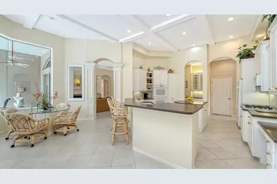 7726 Heathfield Court, University Park, FL 34201 - Photo 11