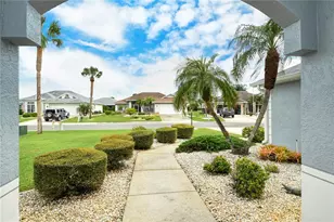 1604 Alexander Crossing Way, Sun City Center, FL 33573 - Photo 5