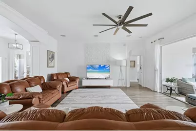 5847 Lexington Drive, Parrish, FL 34219 - Photo 11