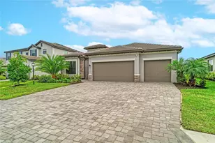 15332 Serene Shores Loop, Bradenton, FL 34211 - Photo 9