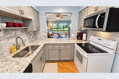 4519 Longwater #10, Sarasota, FL 34235 - Photo 3