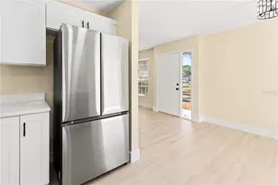727 N Jefferson Ave, Sarasota, FL 34237 - Photo 13