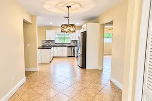 6219 Hollywood Blvd, Sarasota, FL 34231 - Photo 3