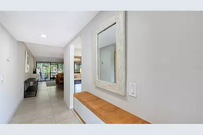 4729 Winslow Beacon #11, Sarasota, FL 34235 - Photo 7