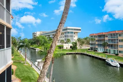 1250 N Portofino Drive #304, Sarasota, FL 34242 - Photo 11
