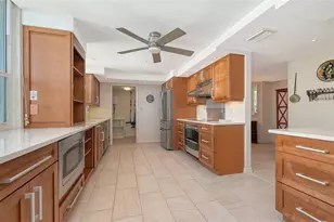 99 Sunset Dr, Sarasota, FL 34236 - Photo 25