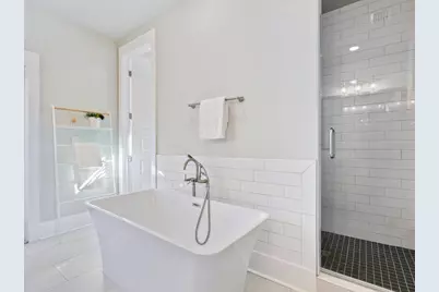 508 Laurel Park Drive, Sarasota, FL 34236 - Photo 23